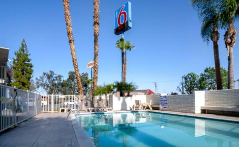Motel 6 Bakersfield, CA - South - 14