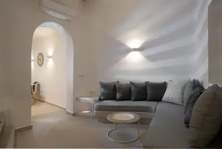 Santoterra Antigua Suites - 91