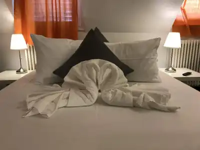 INSIDE FIVE City Apartments - 4