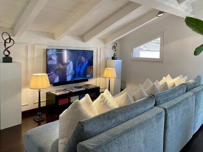 Ungherese Small Luxury - 155