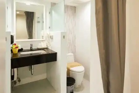 Sabai Sathorn - 243