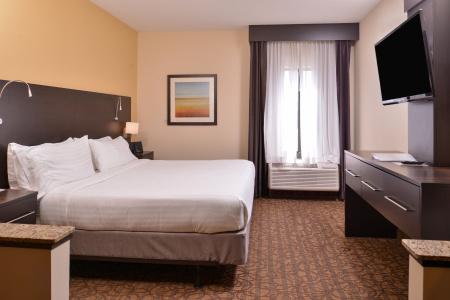 Holiday Inn Express & Suites Topeka West I-70 Wanamaker by IHG - 18