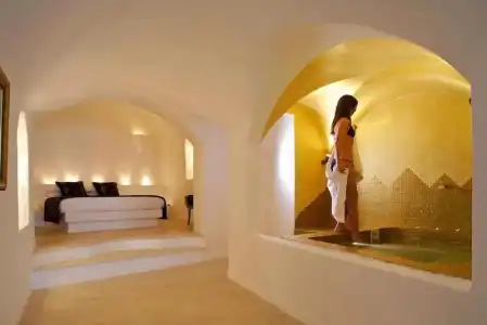 Above Blue Suites - 74