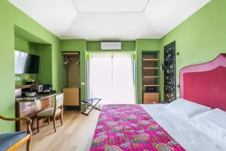 Rarity Suites - 288