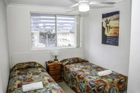 Surfers Beach Holiday Apartments - 72