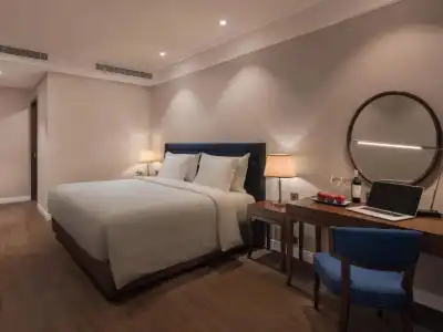 Altara Suites Da Nang by AHG - 51