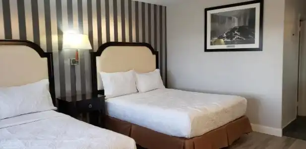 Niagara Falls Courtside Inn - 27