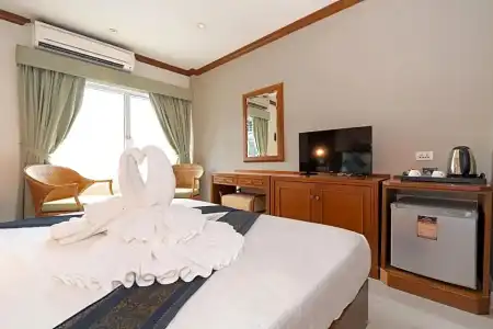 Baan Sukhumvit Soi 18 - 25
