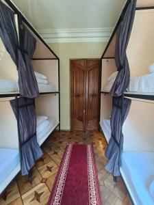 Karvi Hostel & Suites - 52