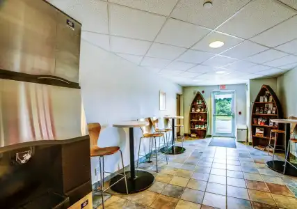 Motel 6 Huntsville, ON - 16