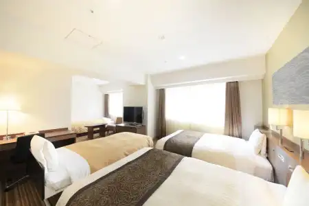 Vessel Inn Sapporo Nakajima Park - 2