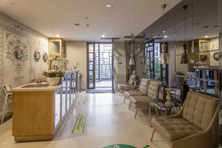 The Gate 30 Suites - 14