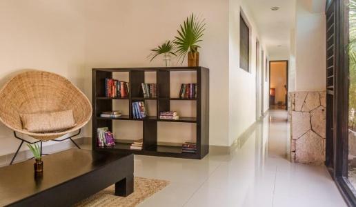 Mezzanine by La Zebra, an SLH - 14
