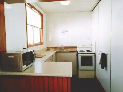 Cumberland Motel - 17
