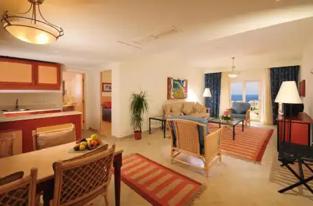 Marina Plaza, Tala Bay - 85