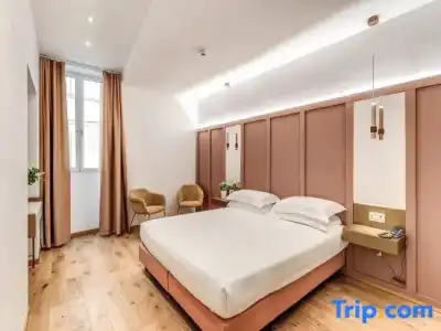 Relais Trevi 95 Boutique - 96