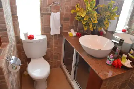 Carana Hilltop Villa - 8