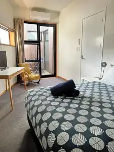 On Top Apartments & Hostel Backpackers - 49