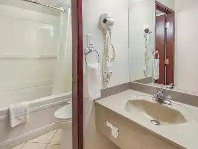 Motel 6 Lethbridge, AB - 44