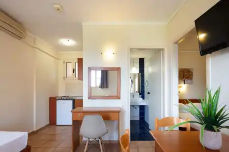 Dia Apts - 24