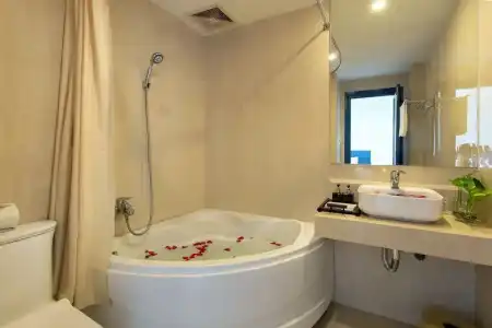 Aurora Riverside and Spa - 37
