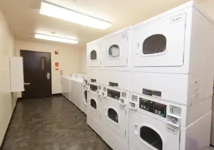 WoodSpring Suites San Antonio South - 13