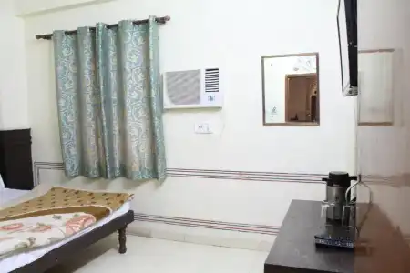 Raghuraj Palace - 44
