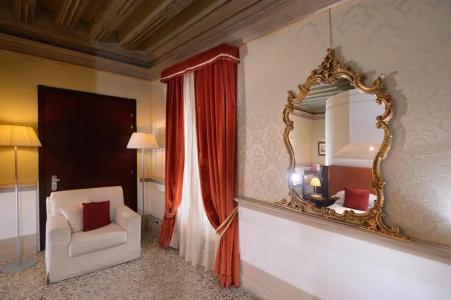 Ruzzini Palace - 82