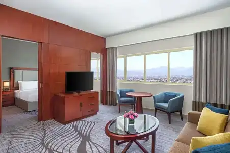 DoubleTree by Hilton - 62
