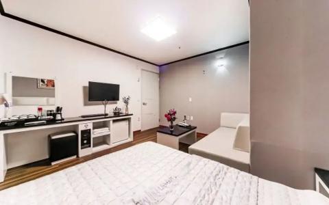 Busan Hadan Momulda - 4