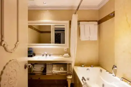 A&EM Saigon - 69