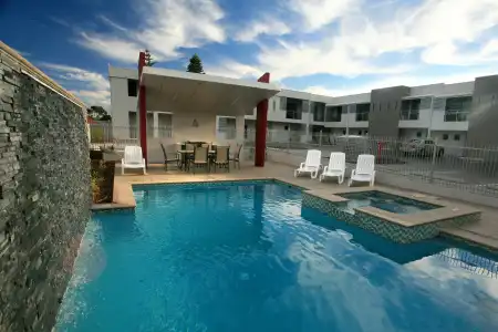 Platinum International - 35