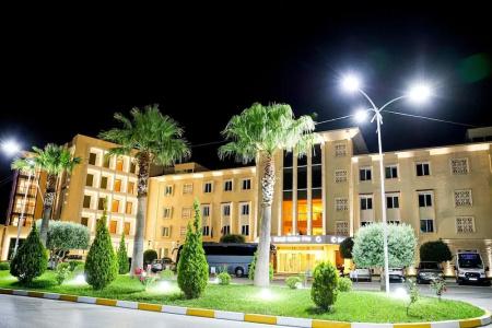 Grand White City - 1