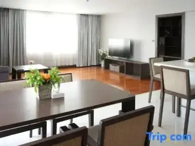 Royal Suite Bangkok - 51
