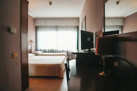 Dante Family Beach Resort - 2