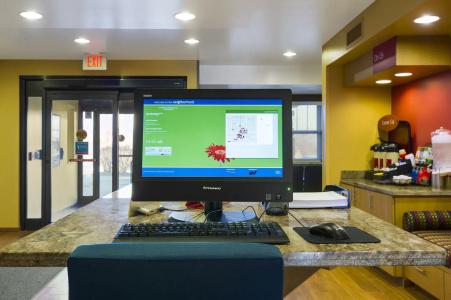 TownePlace Suites Kansas City - 15