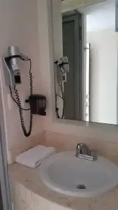 & Suites Nader - 28