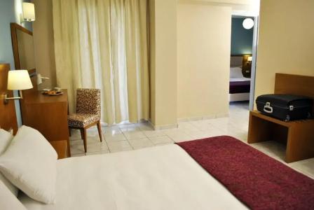 Plessas Palace - 56
