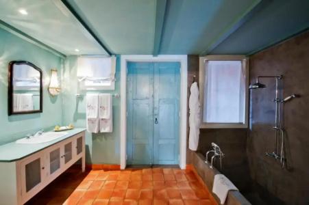 Hacienda de Abajo - Adults Only - 96