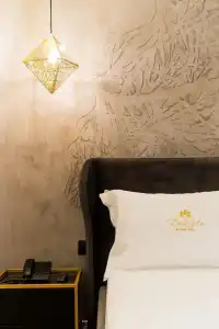 La Suite Boutique - 74