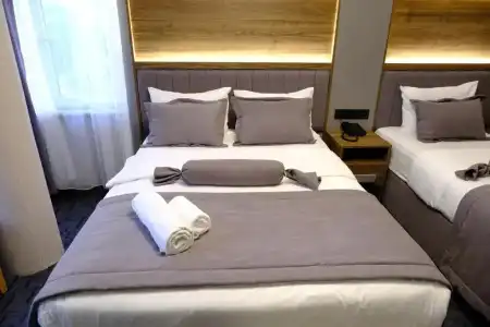 Best House - 50