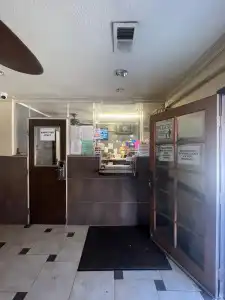 Goldstar Inn - 1