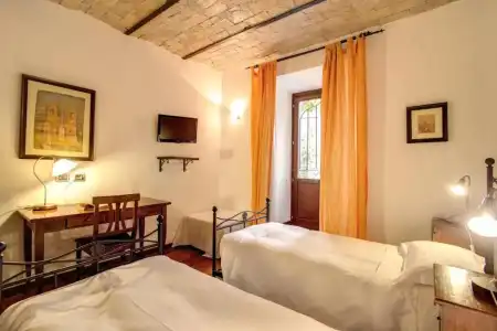 Residenza Domizia- Guest House - 1