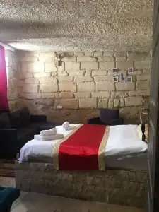 Stone Age Mansion - 31