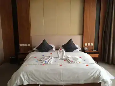 Dunhuang International - 5