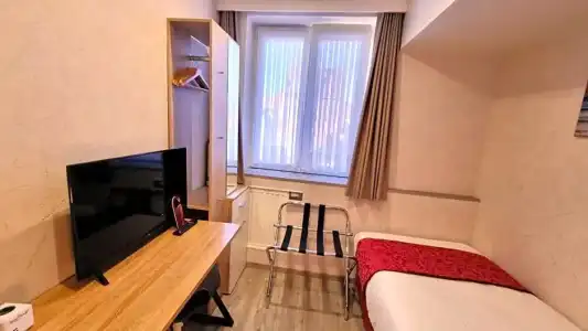 Cardiff - 46