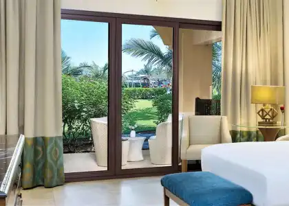 DoubleTree by Hilton Resort & Spa Marjan Island - 57