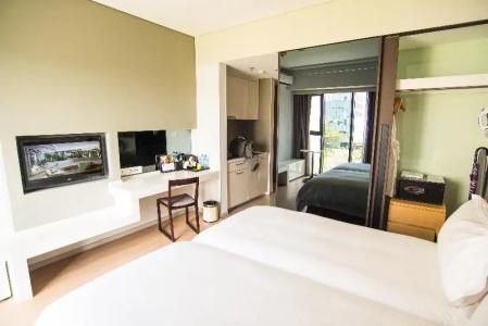 Novotel Living Saigon South - 47