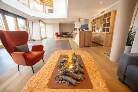 Caminetto Mountain Resort - 9