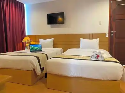Nhat Linh Da Nang - 34
